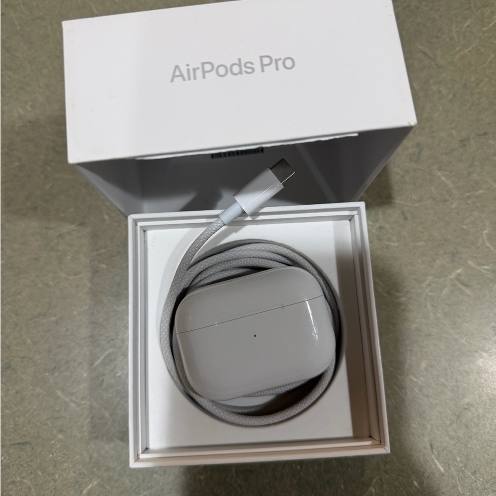 Apple AirPods Pro 2nd Generation